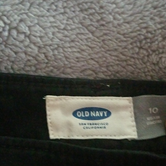 Shorts - Picture 2 of 4